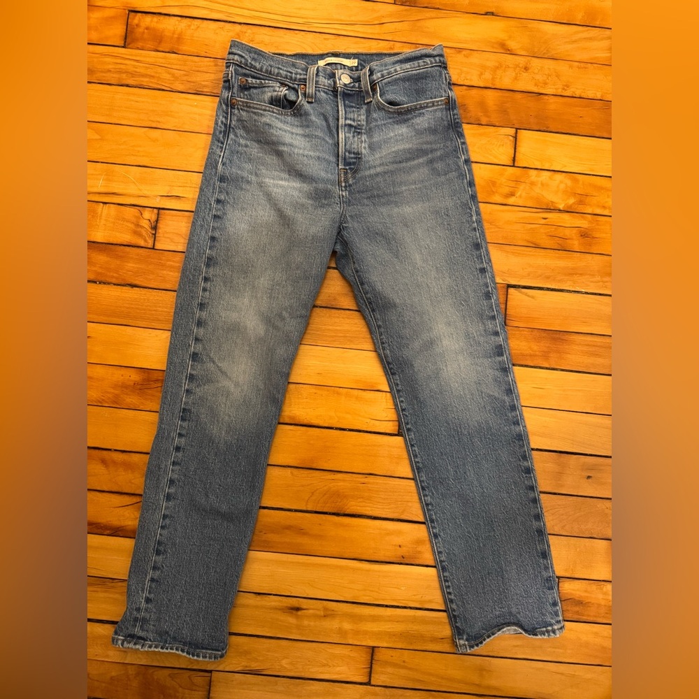 Levi's Women's Wedgie Straight Blue Jeans